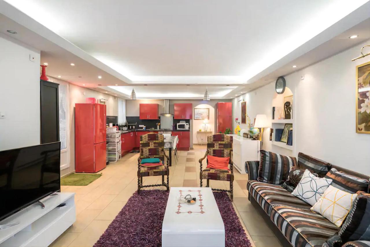 Apartment Independant En Maison A 15 Min De Lyon Saint-Symphorien-dʼOzon